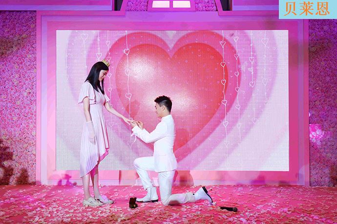 奚梦瑶生子曾否认怀孕遭打脸 求婚到生子仅五个月 奚梦瑶生子曾否认怀孕遭打脸 求婚到生子仅五个月