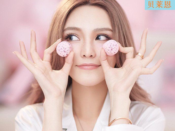 罗志祥妈妈说周扬青想毁掉儿子 公开分手是错了吗? 罗志祥妈妈说周扬青想毁掉儿子 公开分手是错了吗?