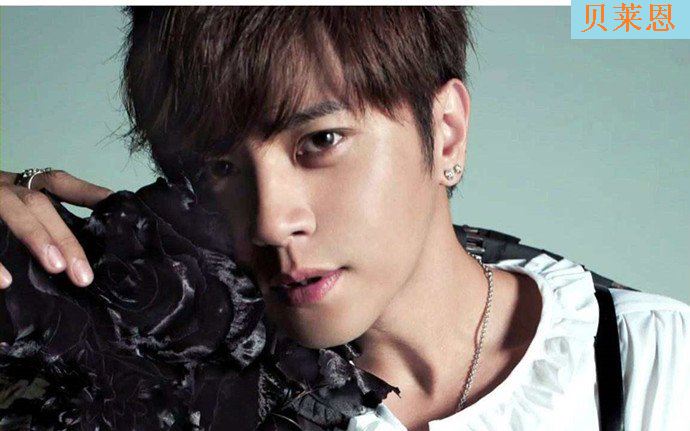 罗志祥疑似和蝴蝶姐姐有染